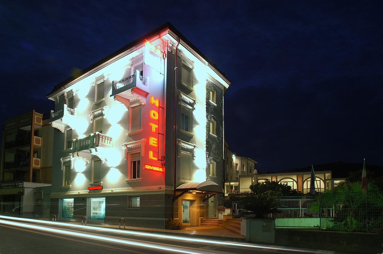 Hotel Riviera 3 Stelle Con Piscina Estiva Gratuita E Garage A Pagamento Споторно Экстерьер фото